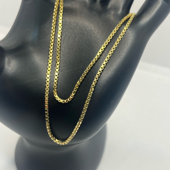 Gold over sterling silver box chain necklace Italy - Picture 3 of 13